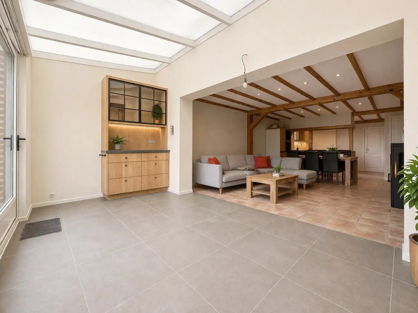 Gerenoveerde woning met o.a. 3 kamers, tuin & garage foto 8