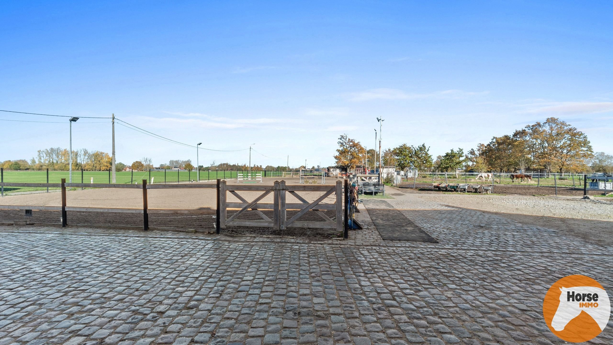 PUTTE - Landelijk wonen met extra verhuurwoning foto 9