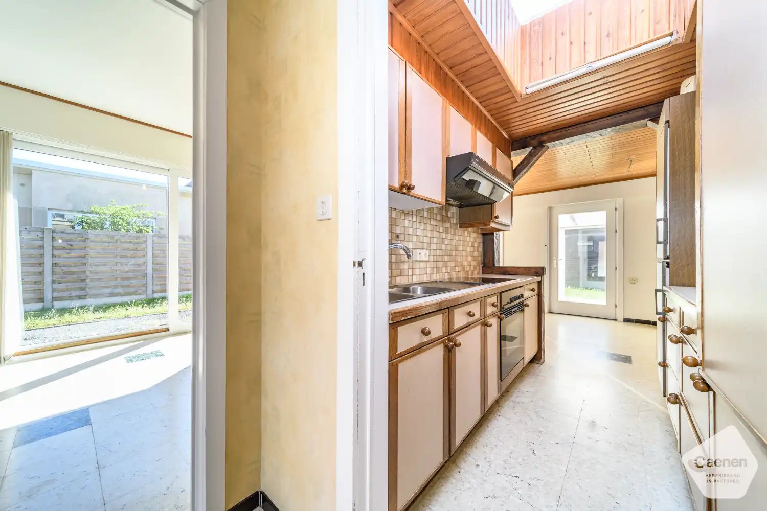 Charmante alleenstaande villa met ruime zuidgerichte tuin en garage in De Panne foto 17