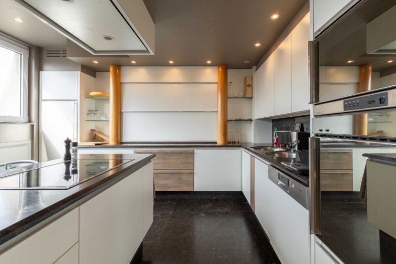 Exclusieve duplex met 2 slaapkamers in hartje van Roeselare. foto 4