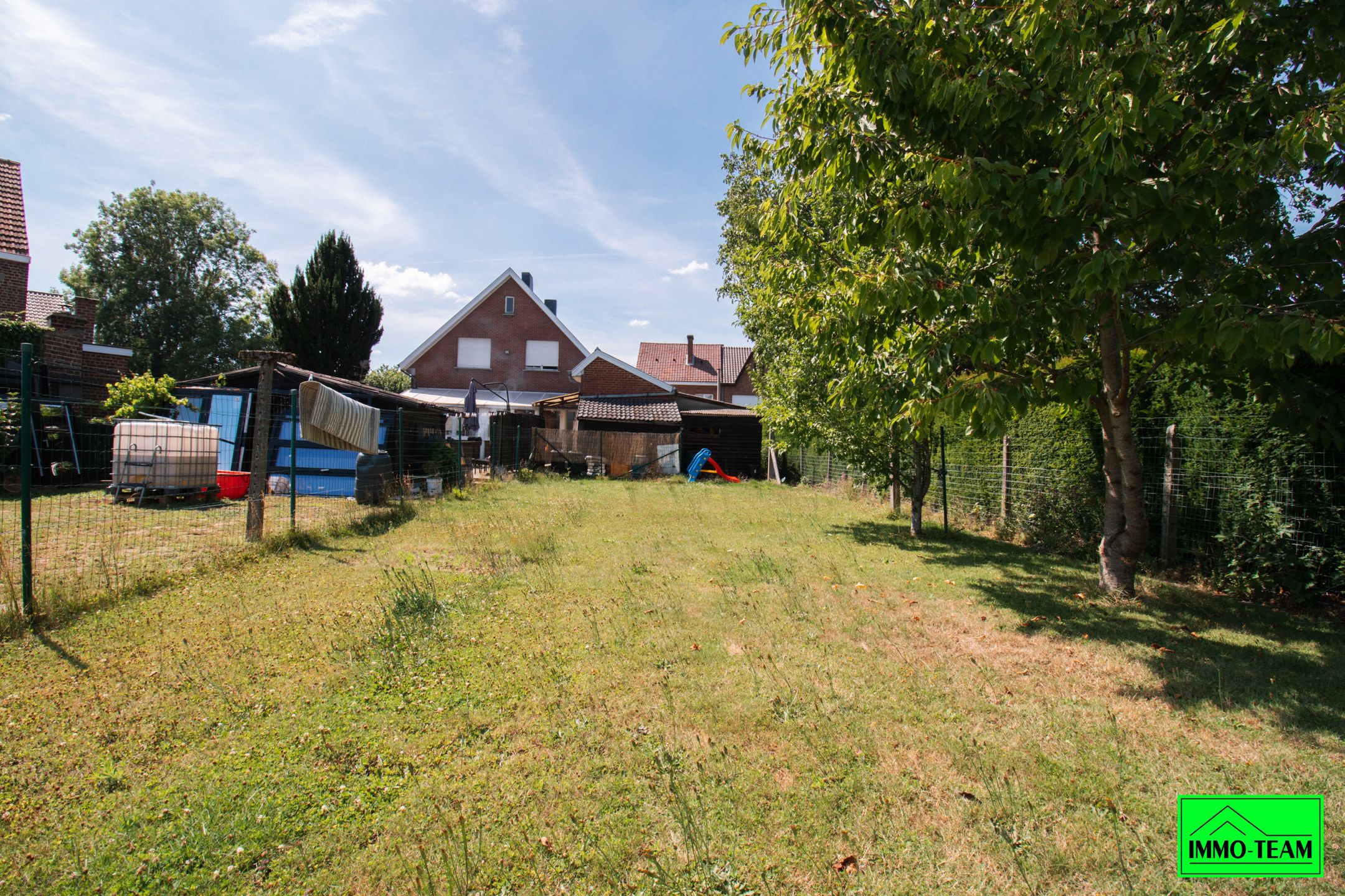 Charmante 3-gevelwoning nabij centrum Roosdaal foto 9