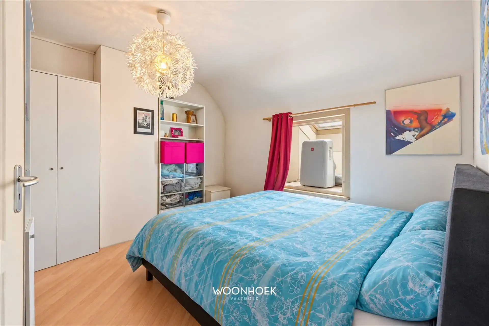 Halfopen bebouwing op een royaal perceel van 1.595 M² foto 19