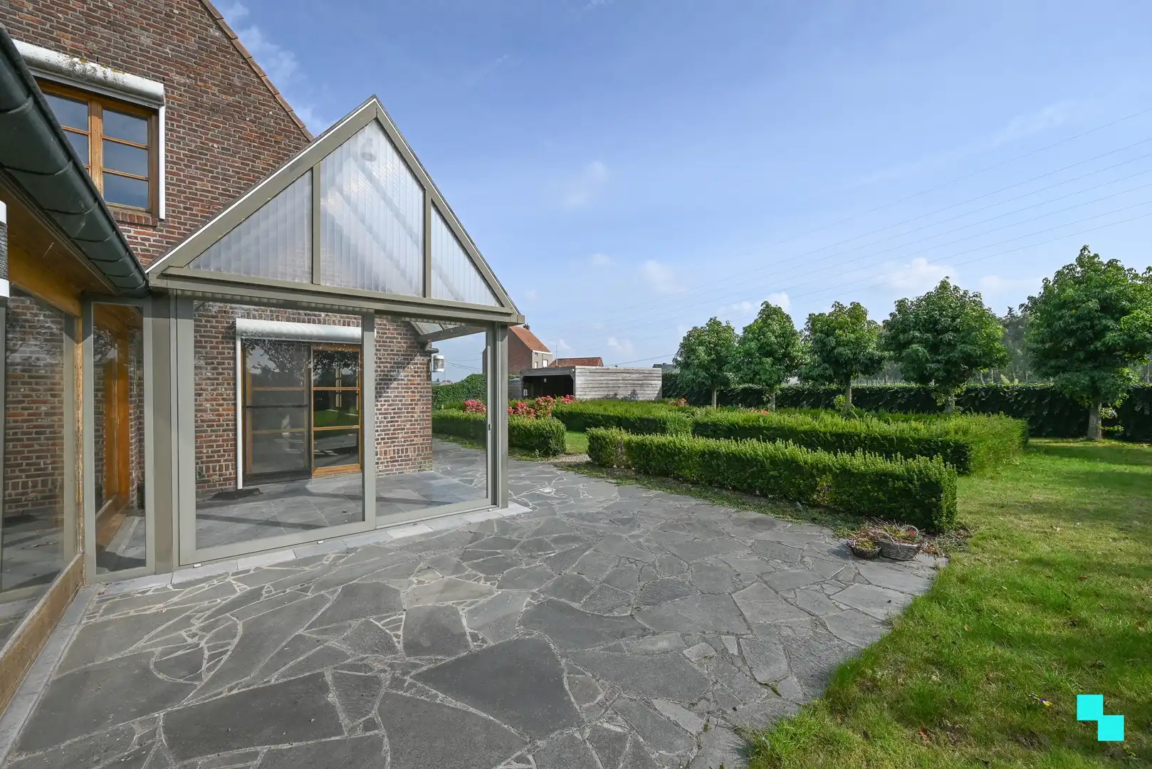 Landelijk gelegen open bebouwing op grens Lendelede, Izegem en Sint-Eloois-Winkel foto 18