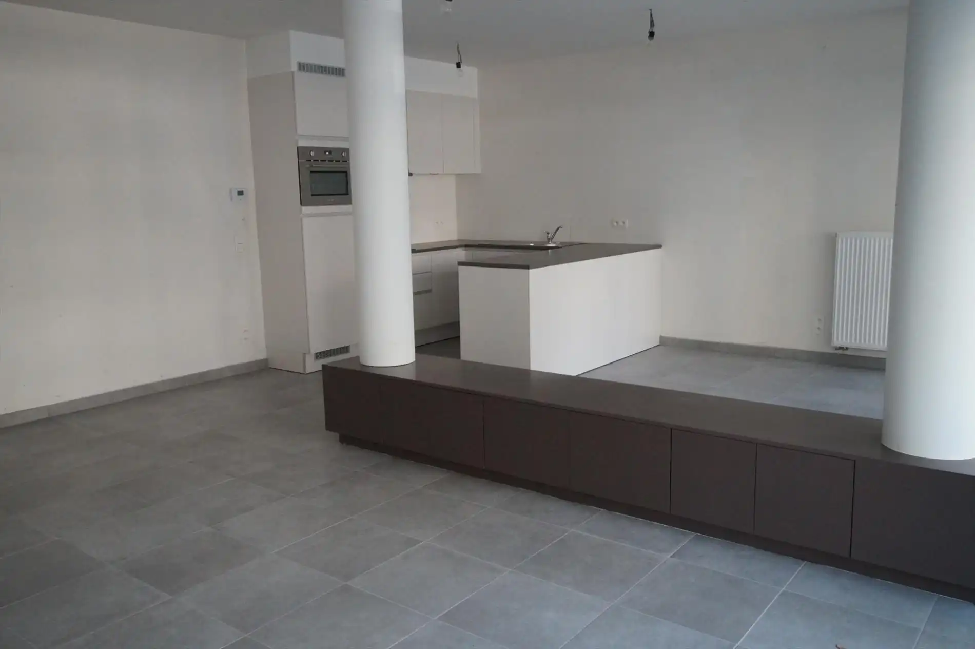 Ruim 2 slaapkamer appartement op een centrale ligging te KOKSIJDE BAD foto 3