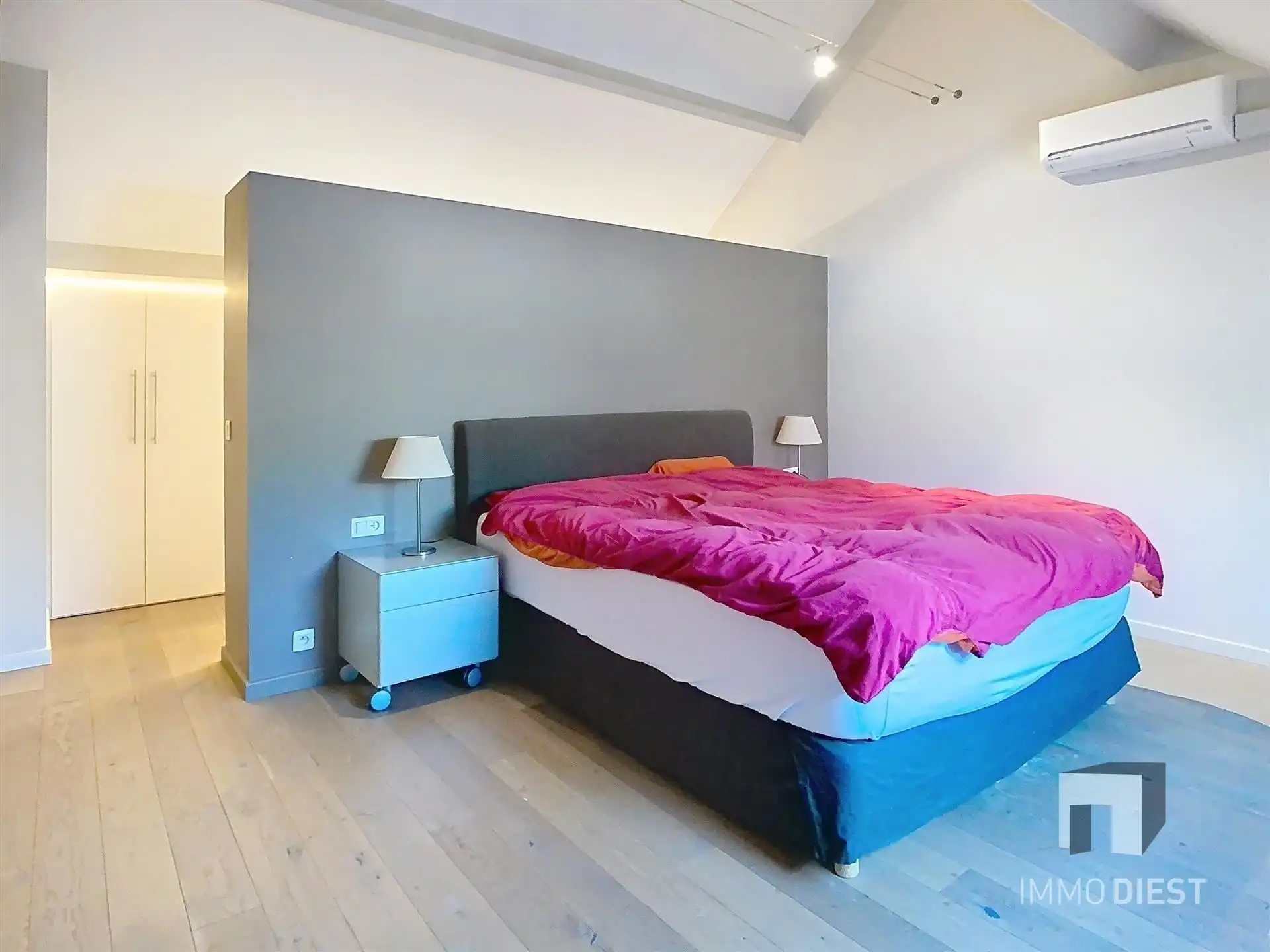 Brasserie - restaurant - feestzaal - privéwoonst foto 24