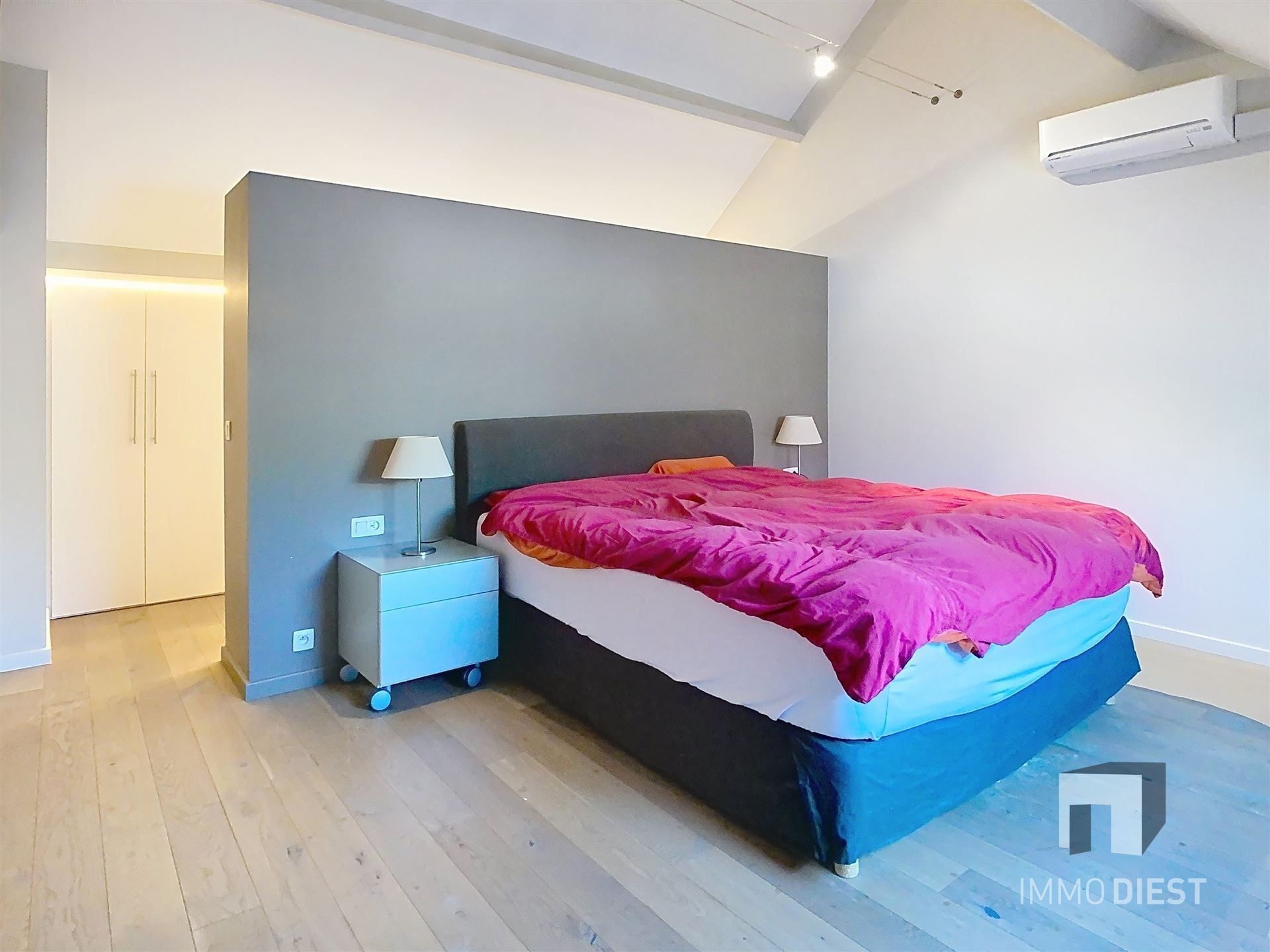 Brasserie - restaurant - feestzaal - privéwoonst foto 24