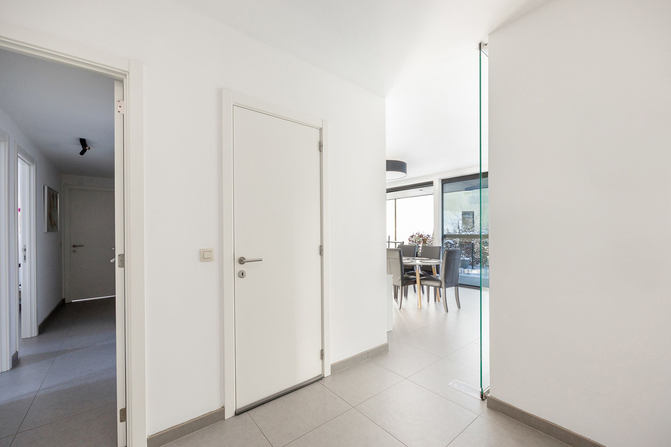Energiezuinig gelijkvloers 3-slaapkamer appartement foto 9