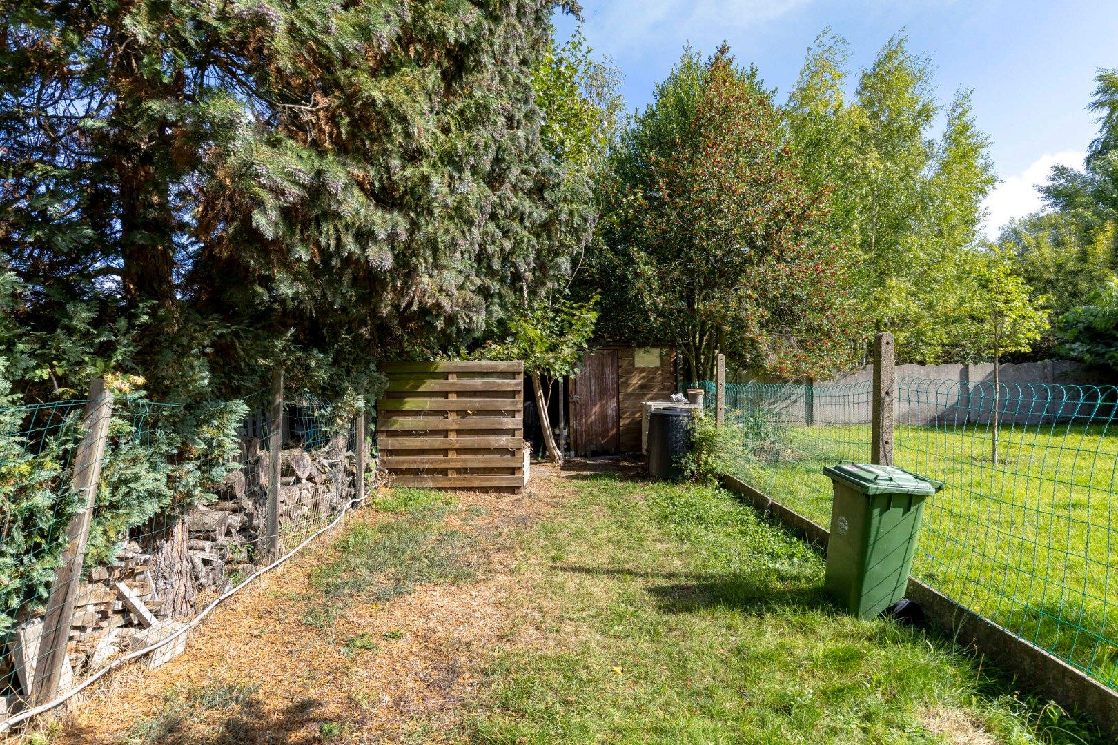 Goed gelegen woning met 3 slaapkamers en 2 badkamers in een rustige straat- bewoonbare oppervlakte 151 m² foto 26