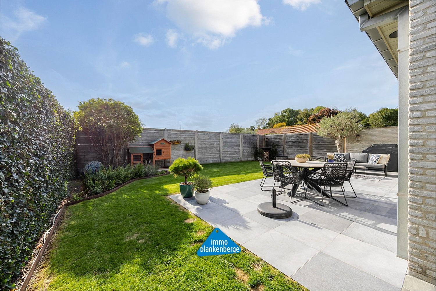 Recente halfopen woning met kwaliteitsafwerking in Oedelem foto 19