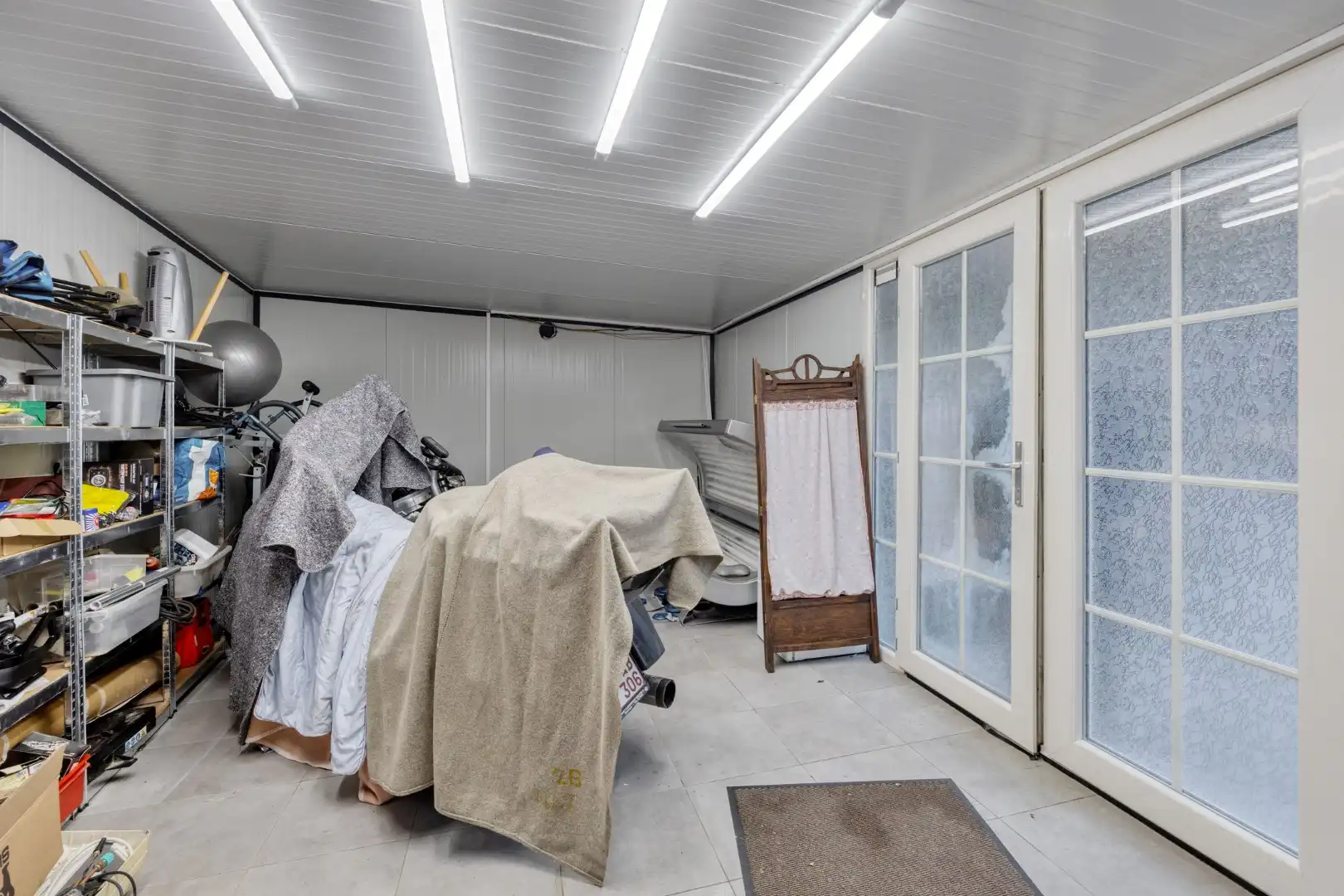 Ruime gezinswoning in rustige centrumligging foto 22