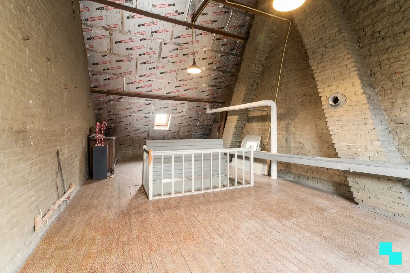 Karaktervol handelspand met woonst - centrum Roeselare foto 20