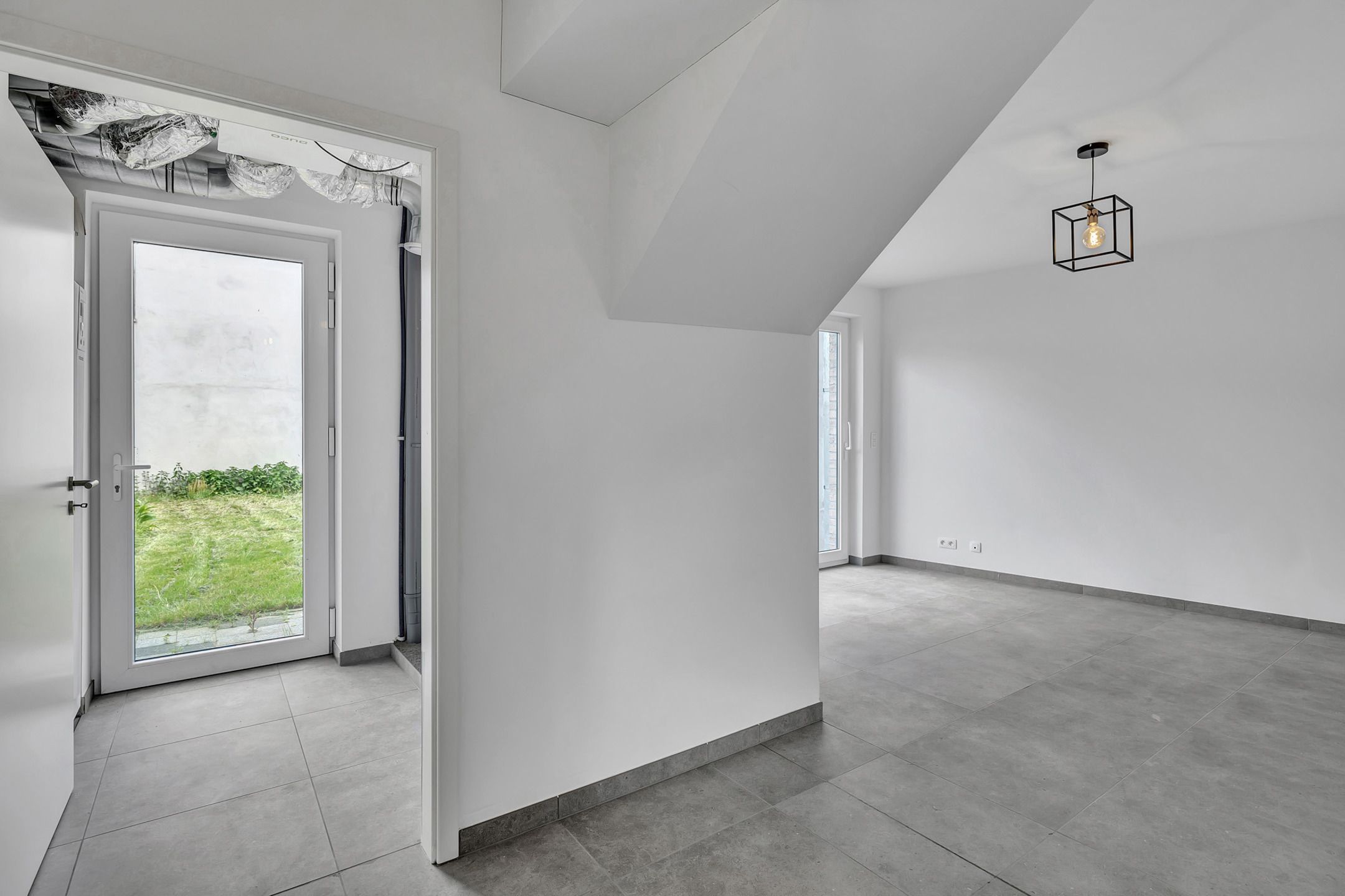 Nieuwbouwwoning met 4 slaapkamers en uitstekende verbinding foto 9