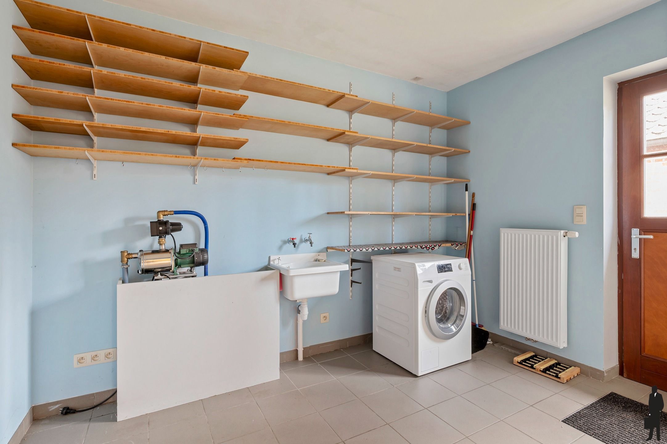 Op zéér gegeerde locatie gelegen villa op een perceel van ca. 982 m²! foto 10