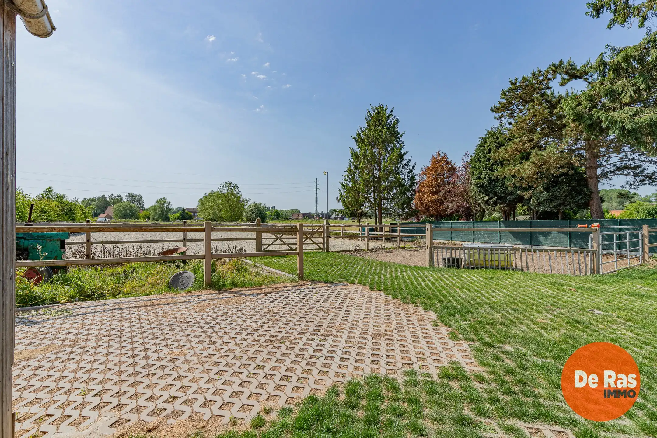 LEBBEKE - Charmante woning met paardenaccommodatie. foto 23