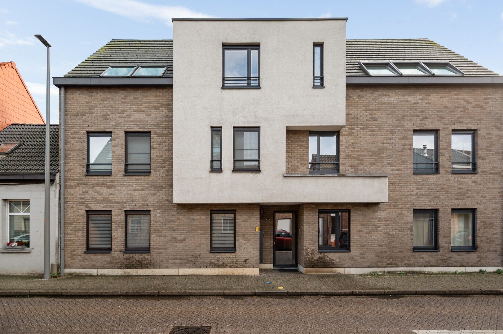 Lichtrijk dakapp. met alle comfort, 3 slaapkamers en ruim terras foto 2