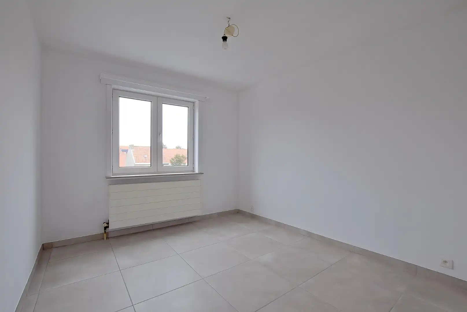 2 appartementen  (gerenoveerd in 2024) mogelijk afzonderlijk te verhuren 99m² + 46m², samen 145m²! - huuropbrengst 1500 €/maand! foto 7