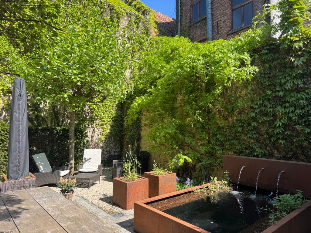 Patershol. Exceptionele eigendom met bijzondere buitenruimte en nabijgelegen overdekte autostaanplaats foto 11