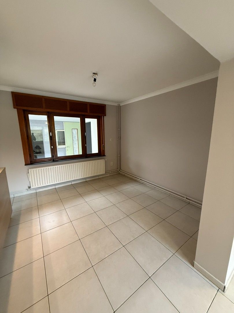 Instapklare woning met 3 slaapkamers en garage in Diepenbeek. foto 10