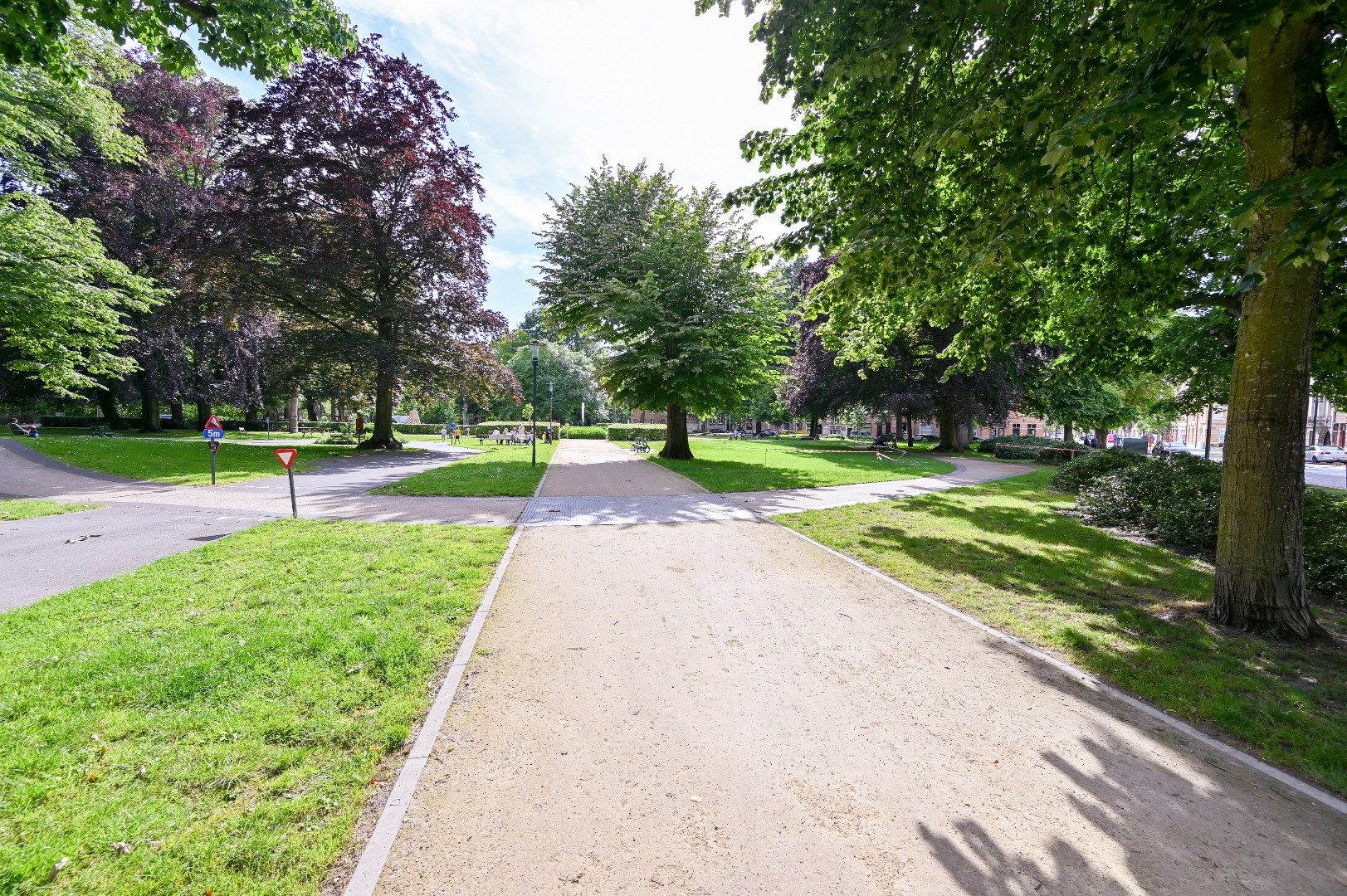 Uniek aanbod: Prachtig appartement te Kristus Koning met zicht op het 't Stilende en het Graaf Visartpark op een steenworp van het centrum. foto 14