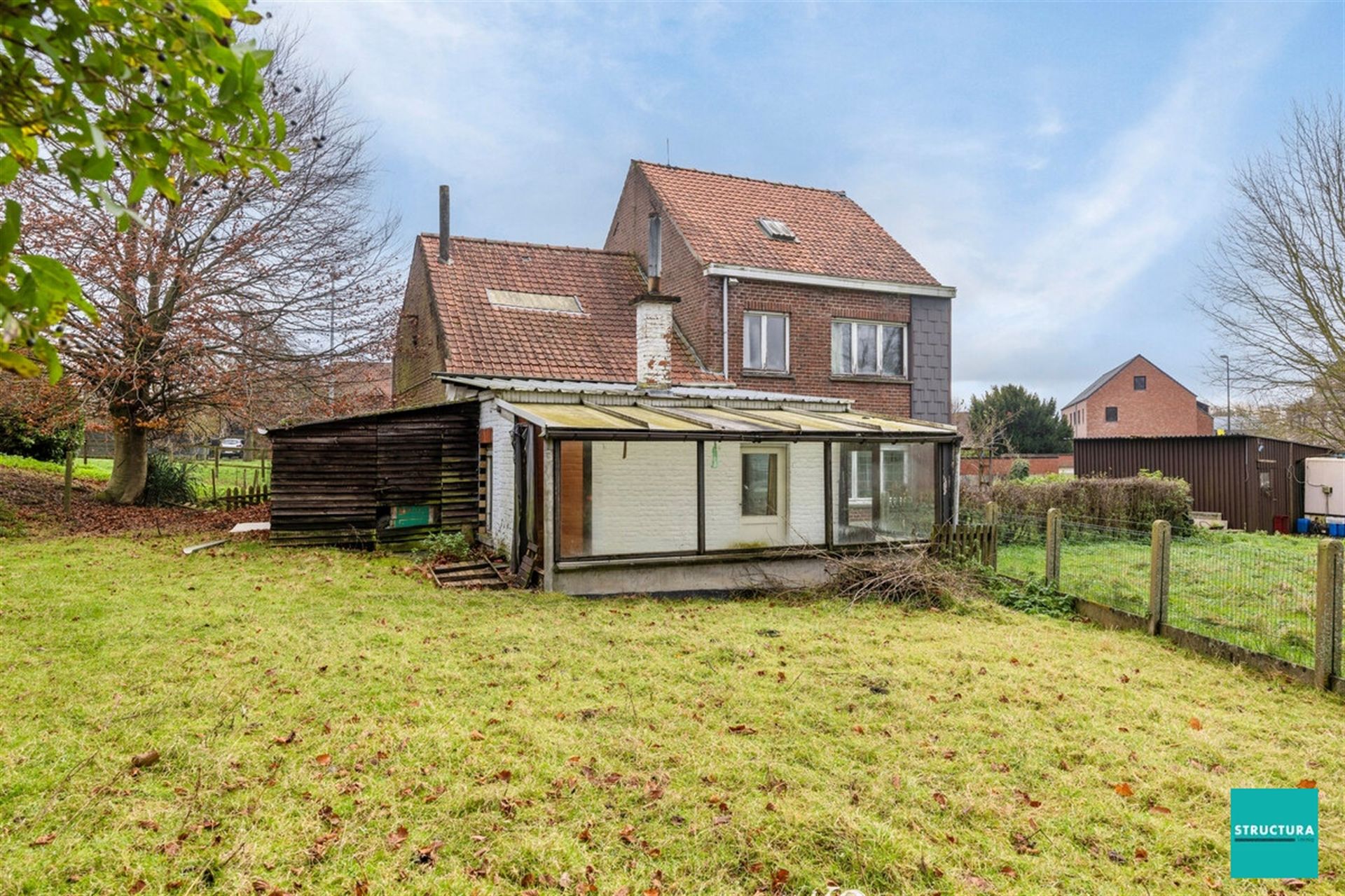 Te renoveren woning in het mooie Brussegem foto 17