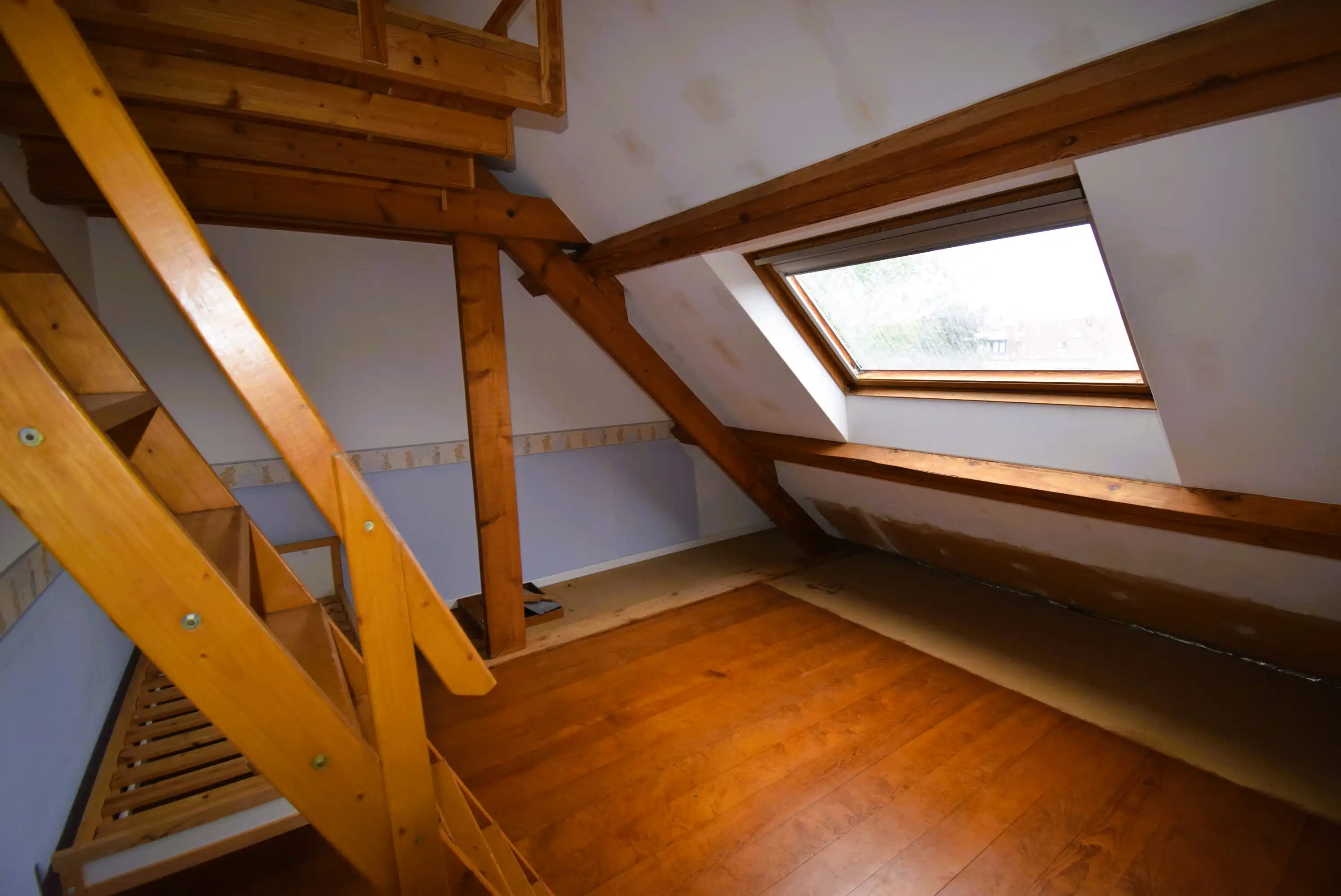 Woning met achterbouw foto 16