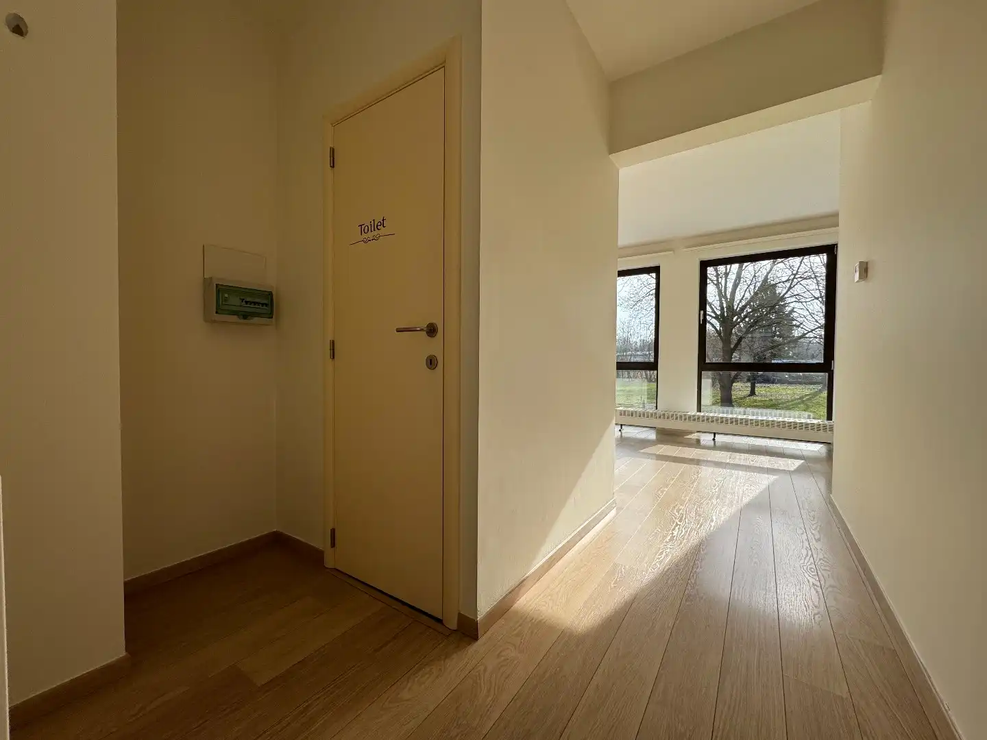 een 2-SLPK- hoekappartement met garage en berging foto 9