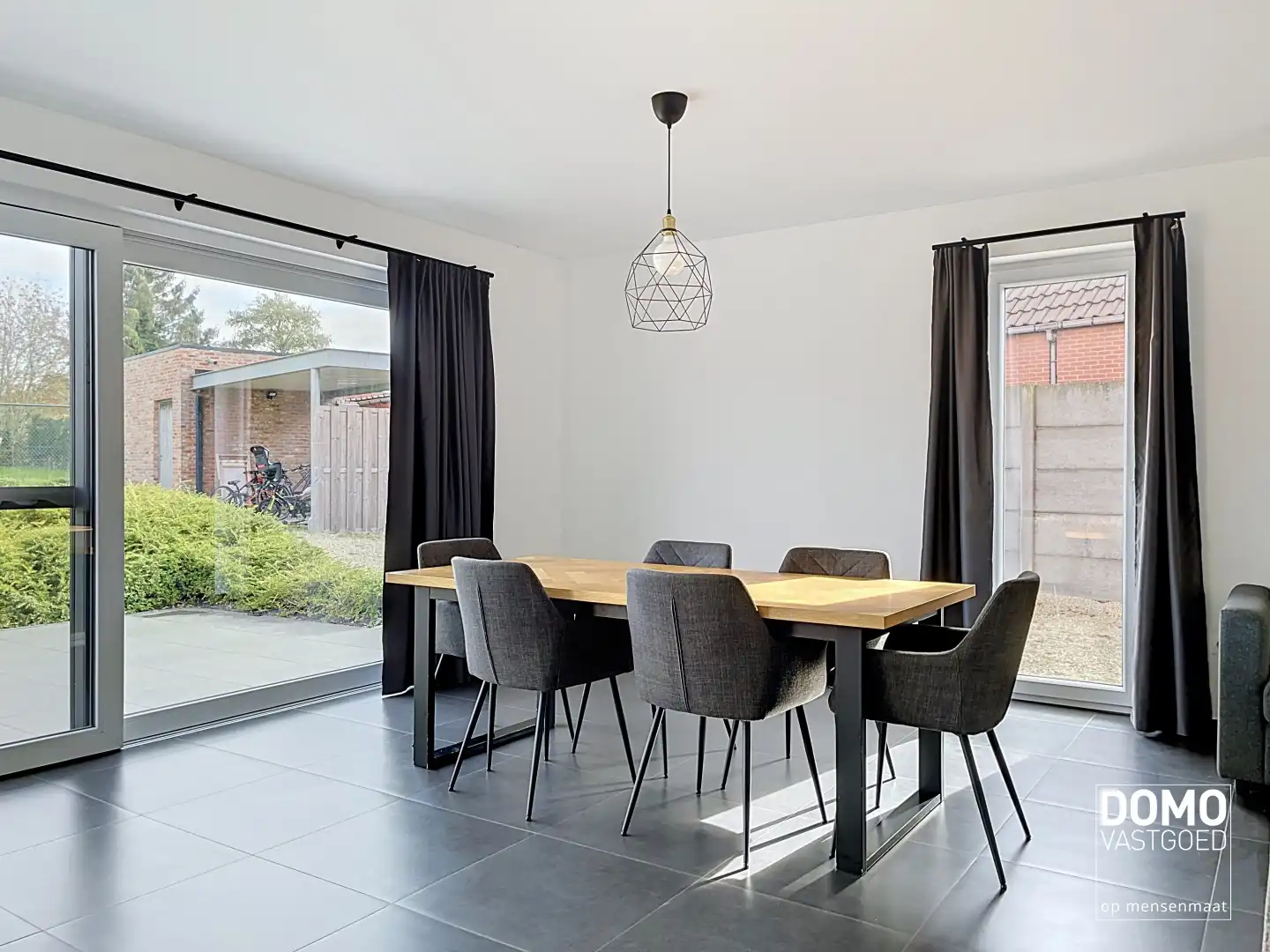 MODERNE ENERGIEZUINIGE WONING MET 3 SLAAPKAMERS EN RUIME TUIN IN SCHAKKEBROEK foto 3