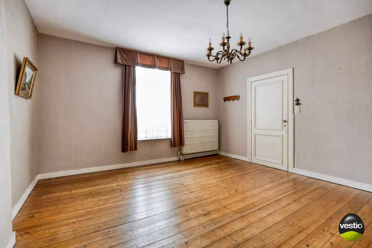 RUSTIG GELEGEN KARAKTERVOLLE AUTHENTIEKE WONING OP 6A85CA TE LAUW. foto 19