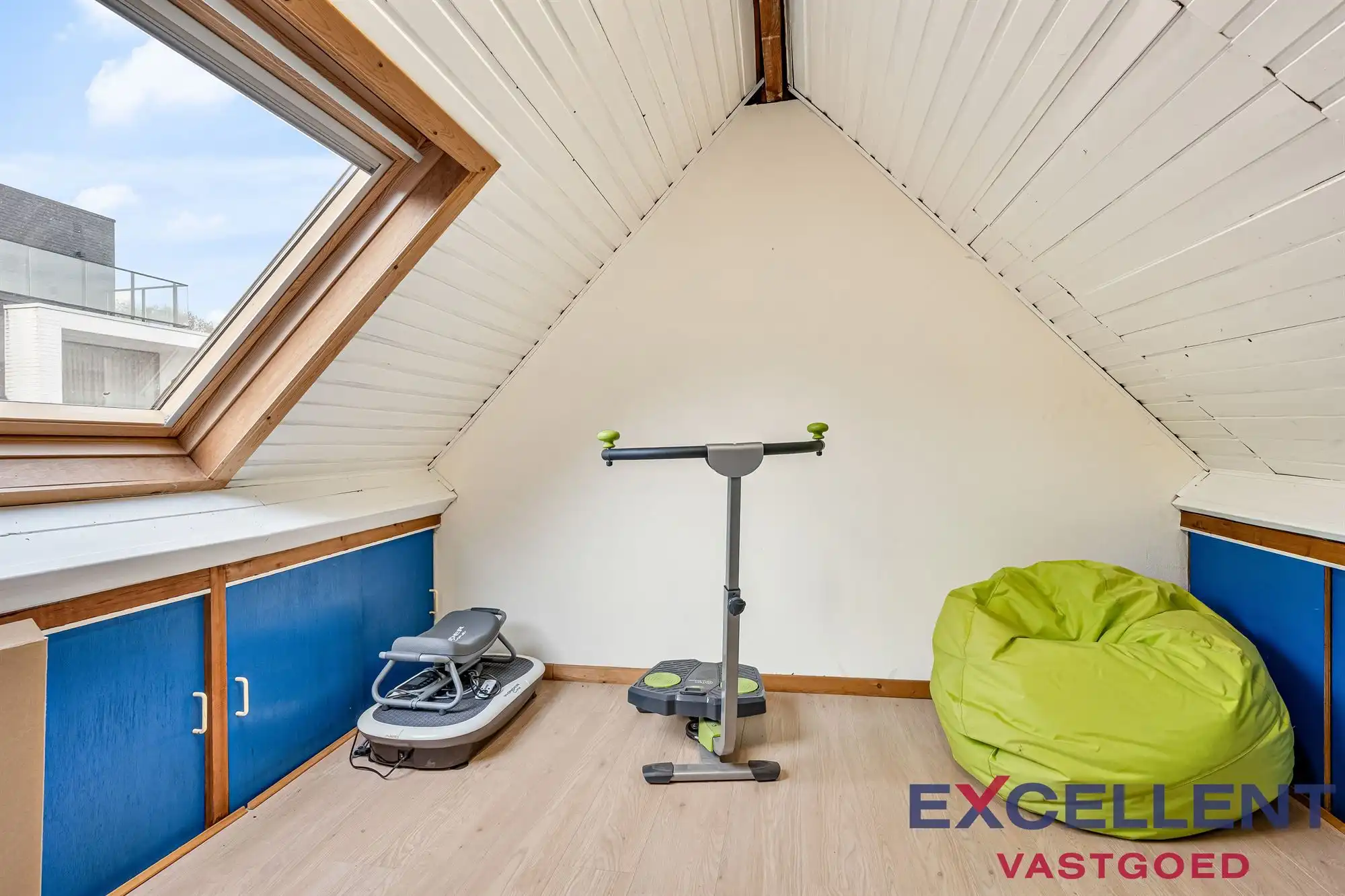 Instapklare woning met stadstuin en parking in Sint-Denijs-Westrem foto 11