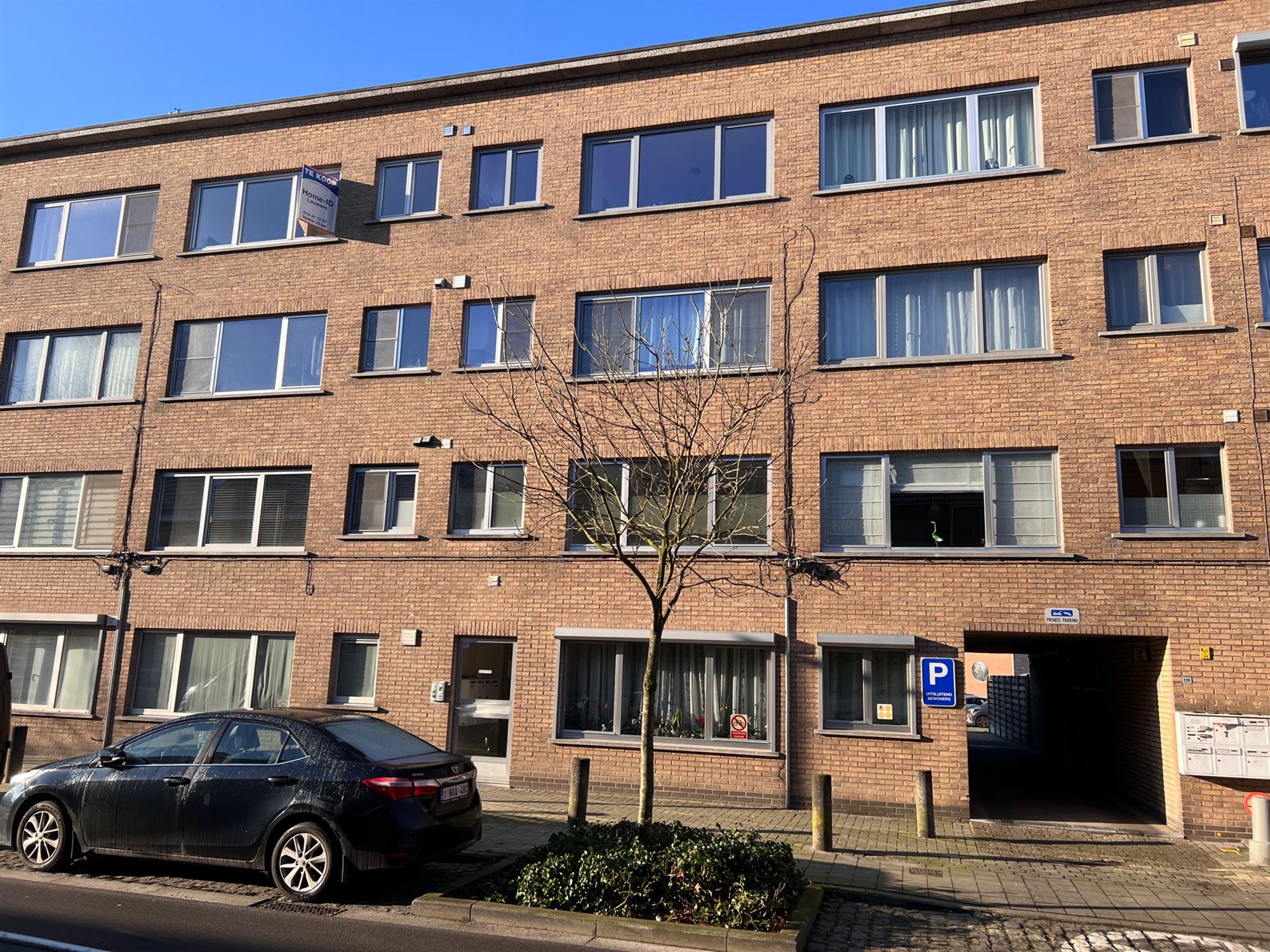 Appartement met 2 slpks, terras en garage foto 16