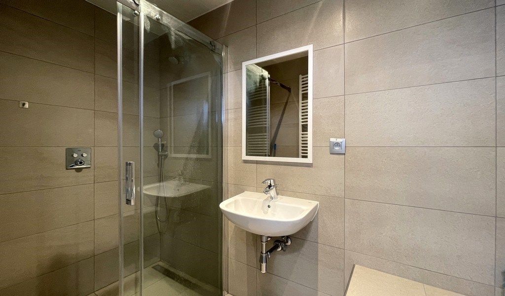 Vernieuwde kantoren te huur in Ahlers Building te Antwerpen foto 25