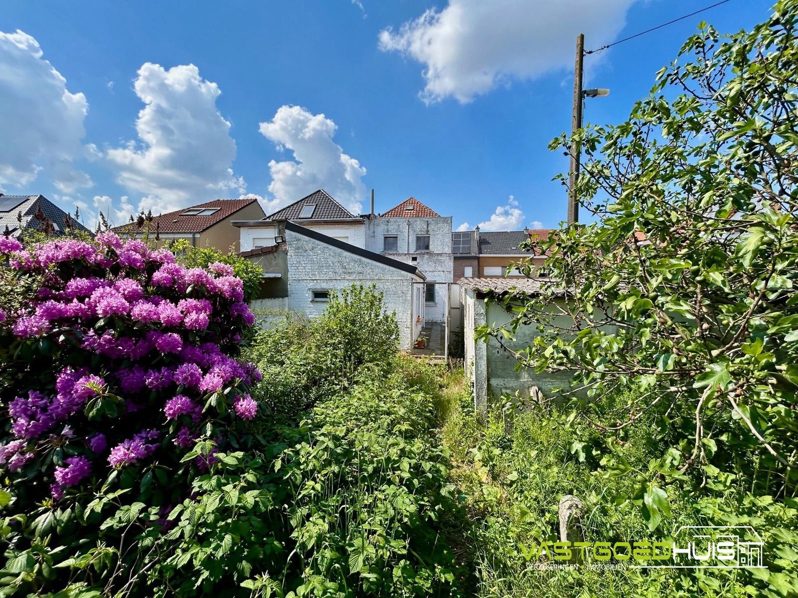 Ruime gezinswoning met garage en tuin foto 29