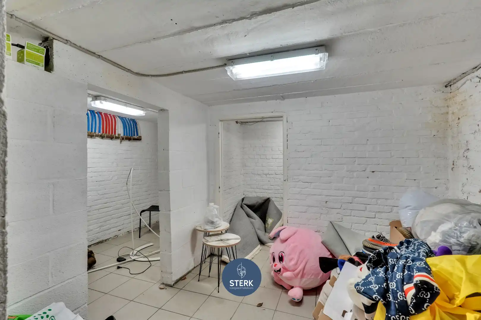 INSTAPKLARE WONING MET 3 SLPKS OP EEN CENTRALE LOCATIE TE MAASMECHELEN !  foto 17