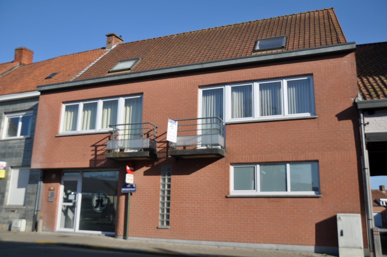 Ruim en verzorgd duplexappartement met 2 slaapkamers in rustige buurt. foto {{pictureIndex}}