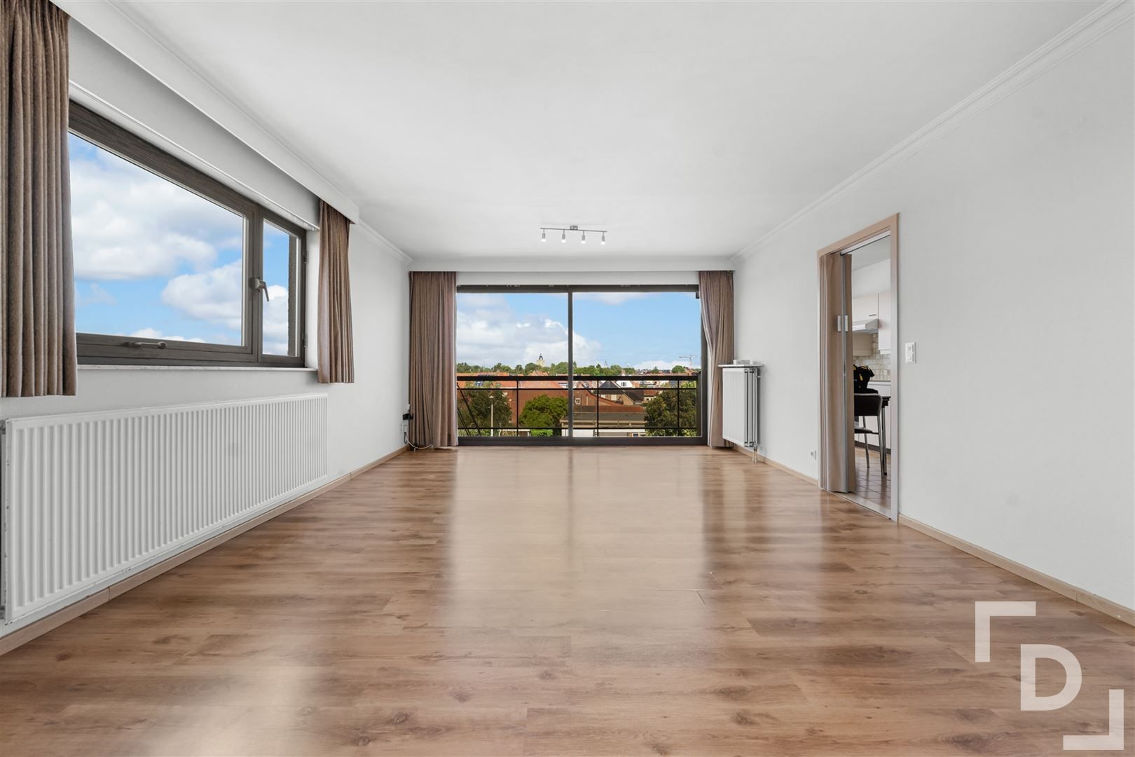 Rustig gelegen appartement met garage te koop in centrum Poperinge foto 2