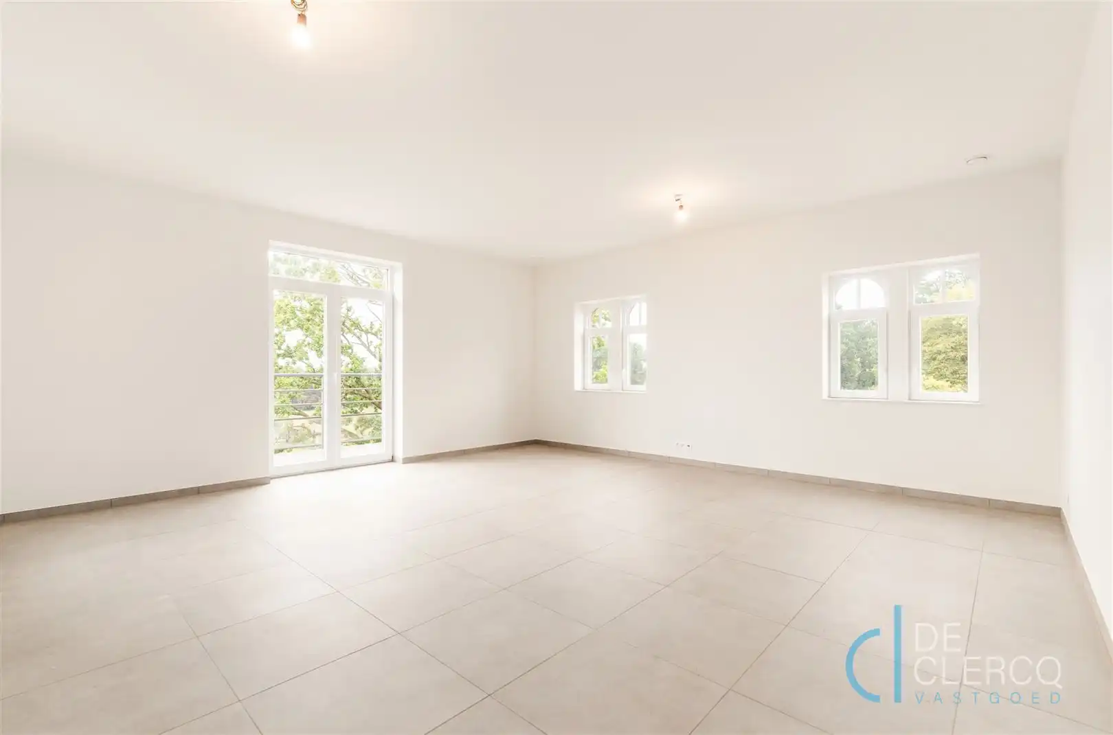Prachtig, nieuw appartement in authentiek klooster te koop!  foto 4