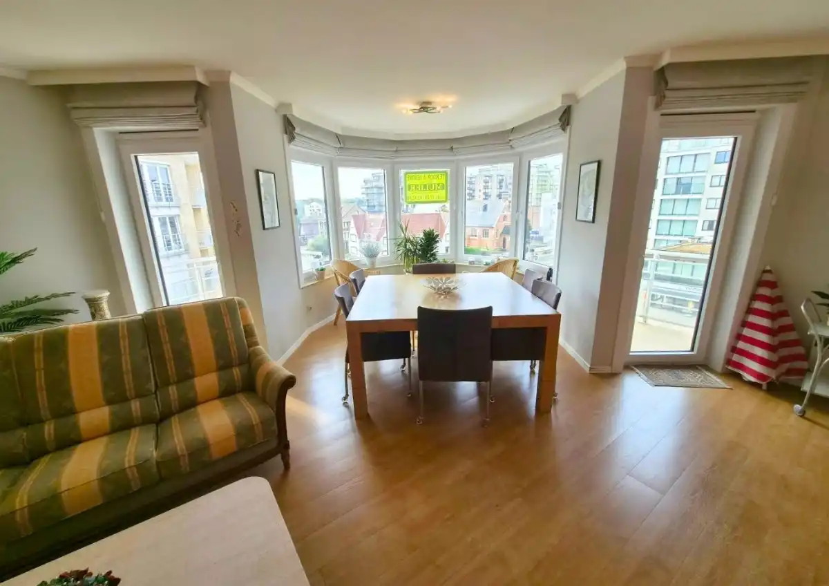 HOEKAPPARTEMENT MET ZIJDELINGS ZEEZICHT TE KOOP TE DE PANNE foto 7