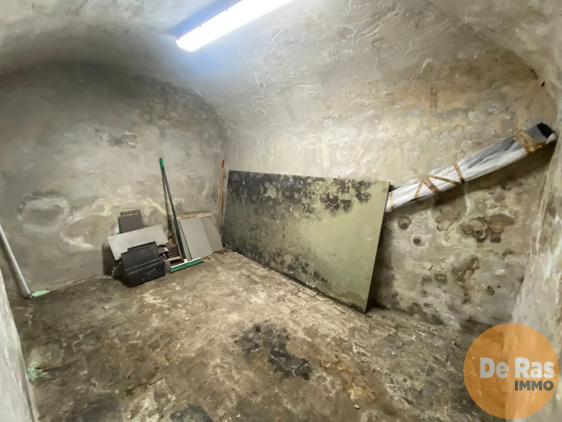 AALST - Commerciële ruimte pal in het centrum foto 9