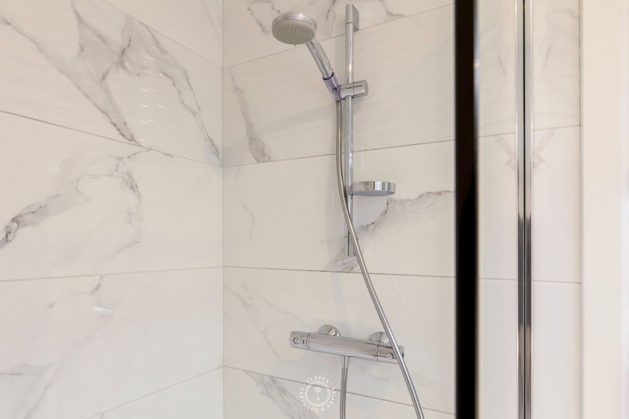 Instapklaar en verzorgd appartement met tuin en magnifiek zicht op het groen foto 11