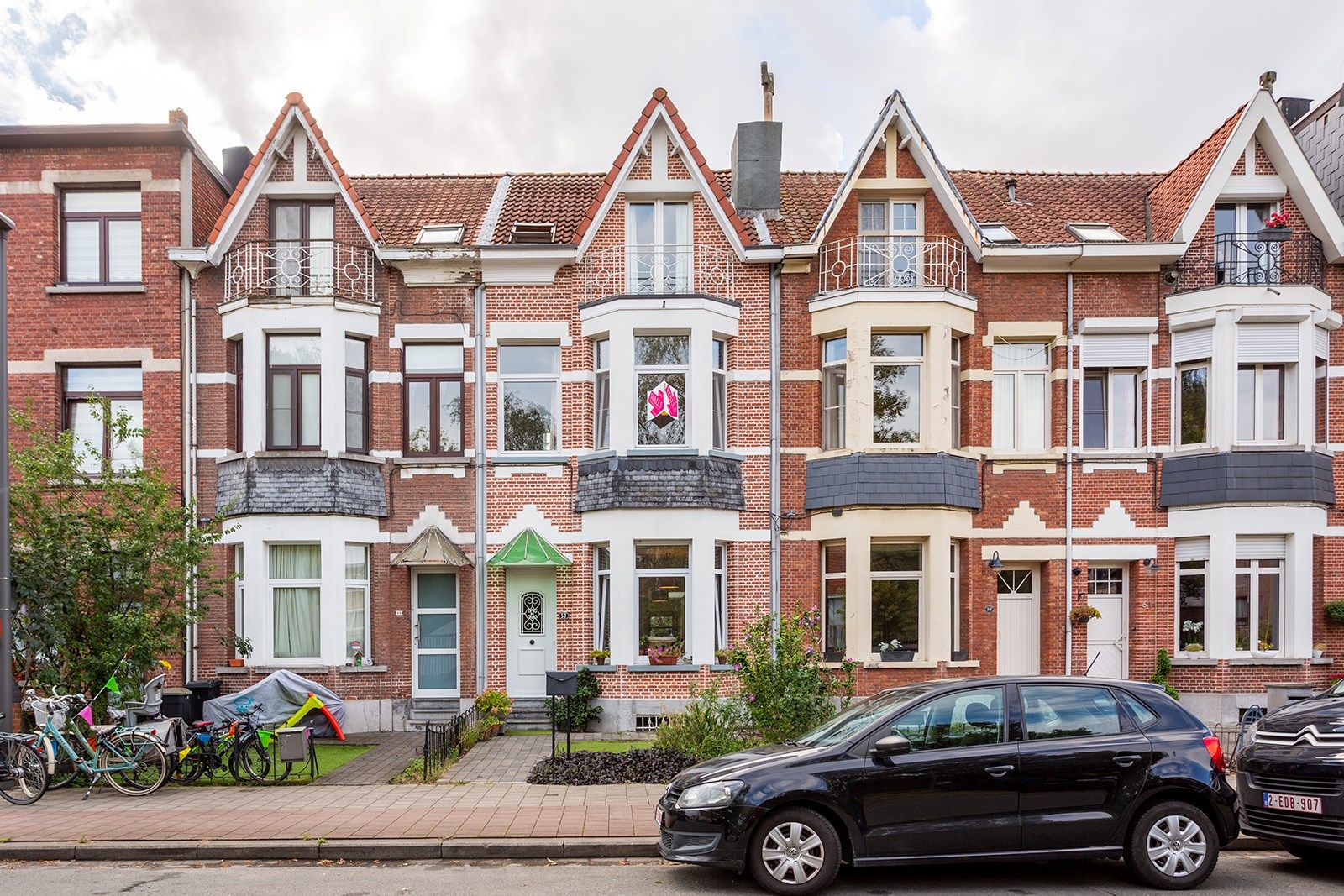 Instapklare woning met 4 slaapkamers foto 2