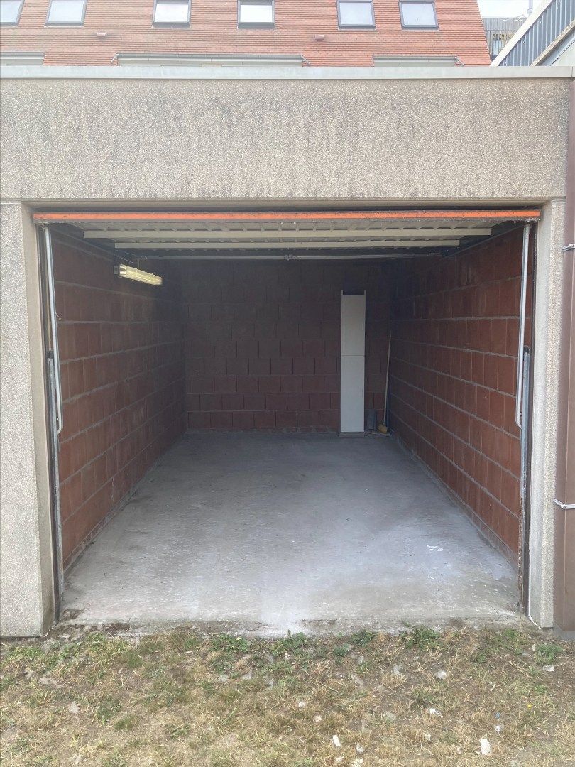 Garagebox te Bredene foto {{pictureIndex}}