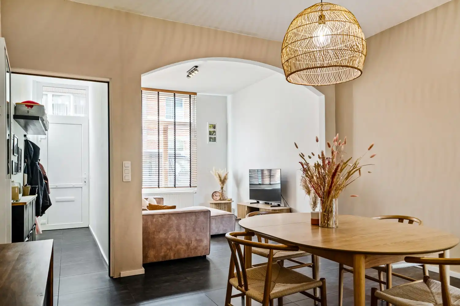 Gerenoveerde woning met 3 slpkrs en tuin nabij centrum Lier foto 3