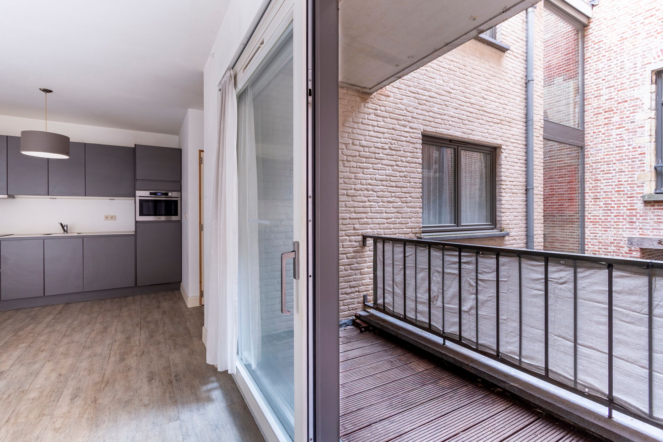 licht 1-slpk-app. met terras in het historische stadscentrum foto 5