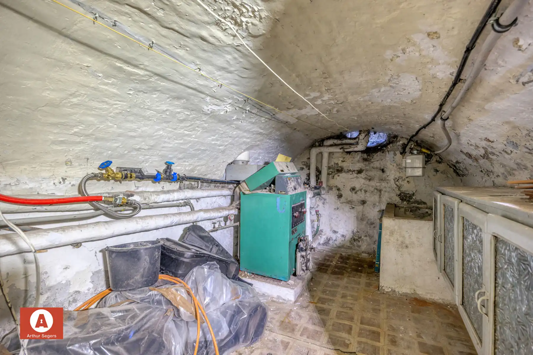 Veder af te werken/te renoveren gezinswoning mét achterbouw foto 23