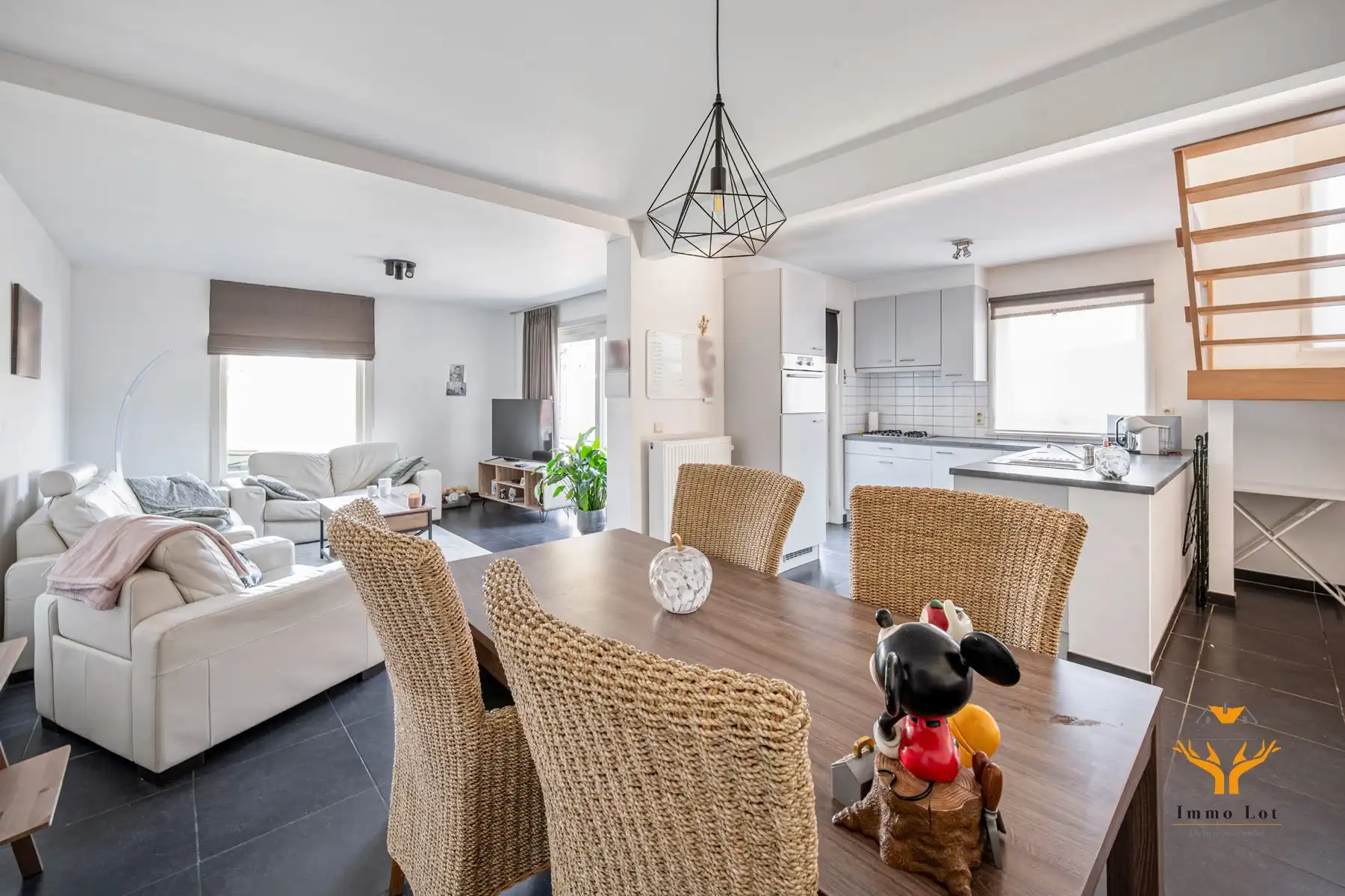 Instapklare woning te Berlare foto 3