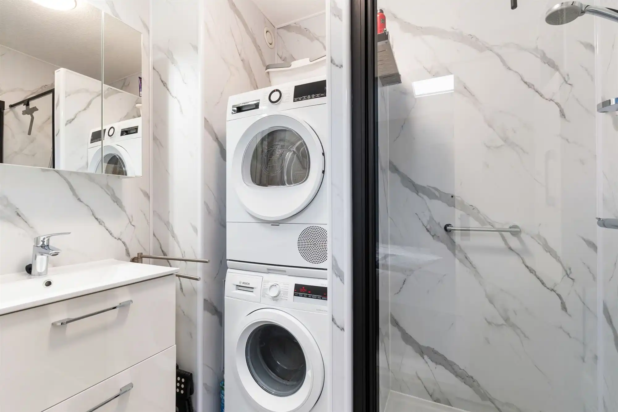 Perfect instapklaar appartement vlakbij zee! foto 12