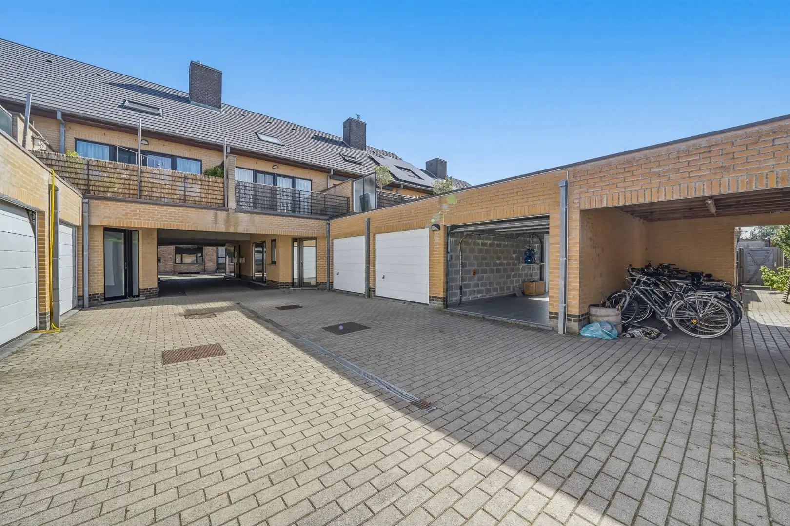 Instapklare energiezuinige woning met 4 slaapkamers, zonnige tuin en garage in Ettelgem foto 24