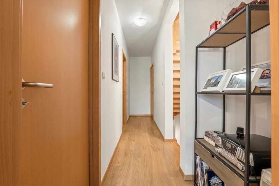 GEZELLIG 3 SLKS APPARTEMENT MET STAANPLAATS IN LANDEN foto 19