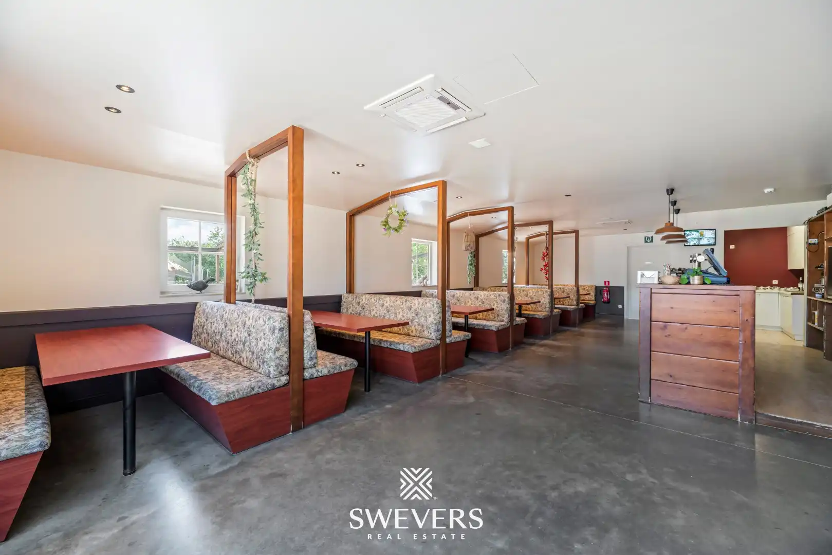 Kinderboerderij op 1ha 97a 19ca met woning, rustig gelegen foto 8