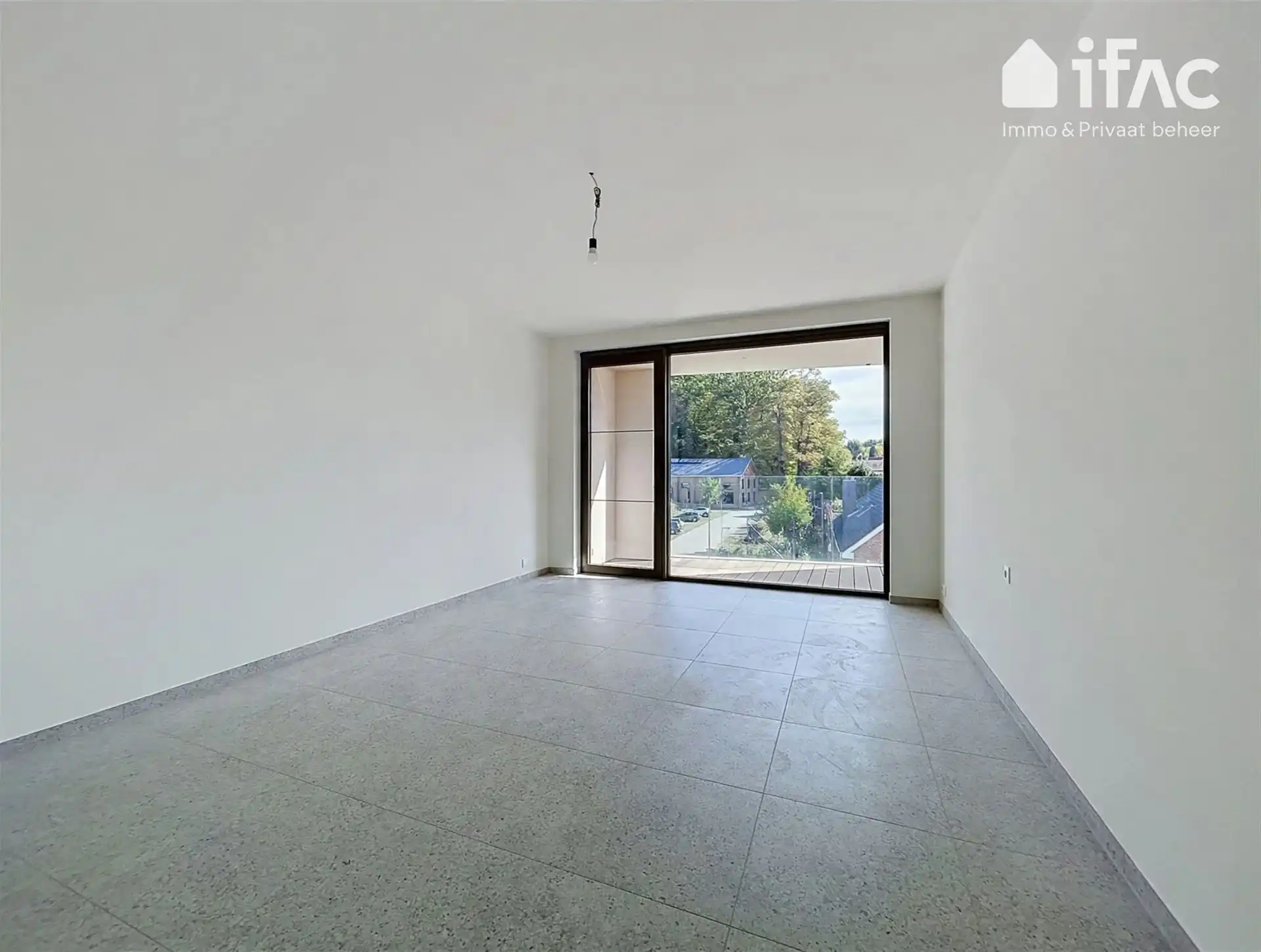Ruim nieuwbouwappartement met garagebox op de Panquin-site foto 13